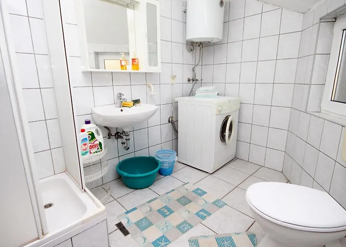 Apartamento With Parking Space Supetar, Brac - 6036 Supetar