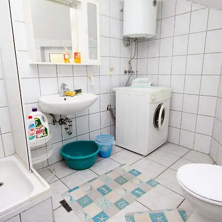 Apartament With Parking Space Supetar, Brac - 6036 Supetar