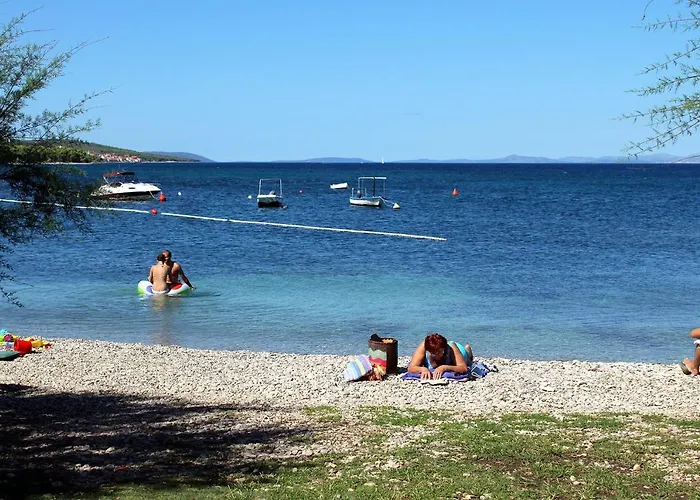 Διαμέρισμα With Parking Space Supetar, Brac - 6036 Supetar